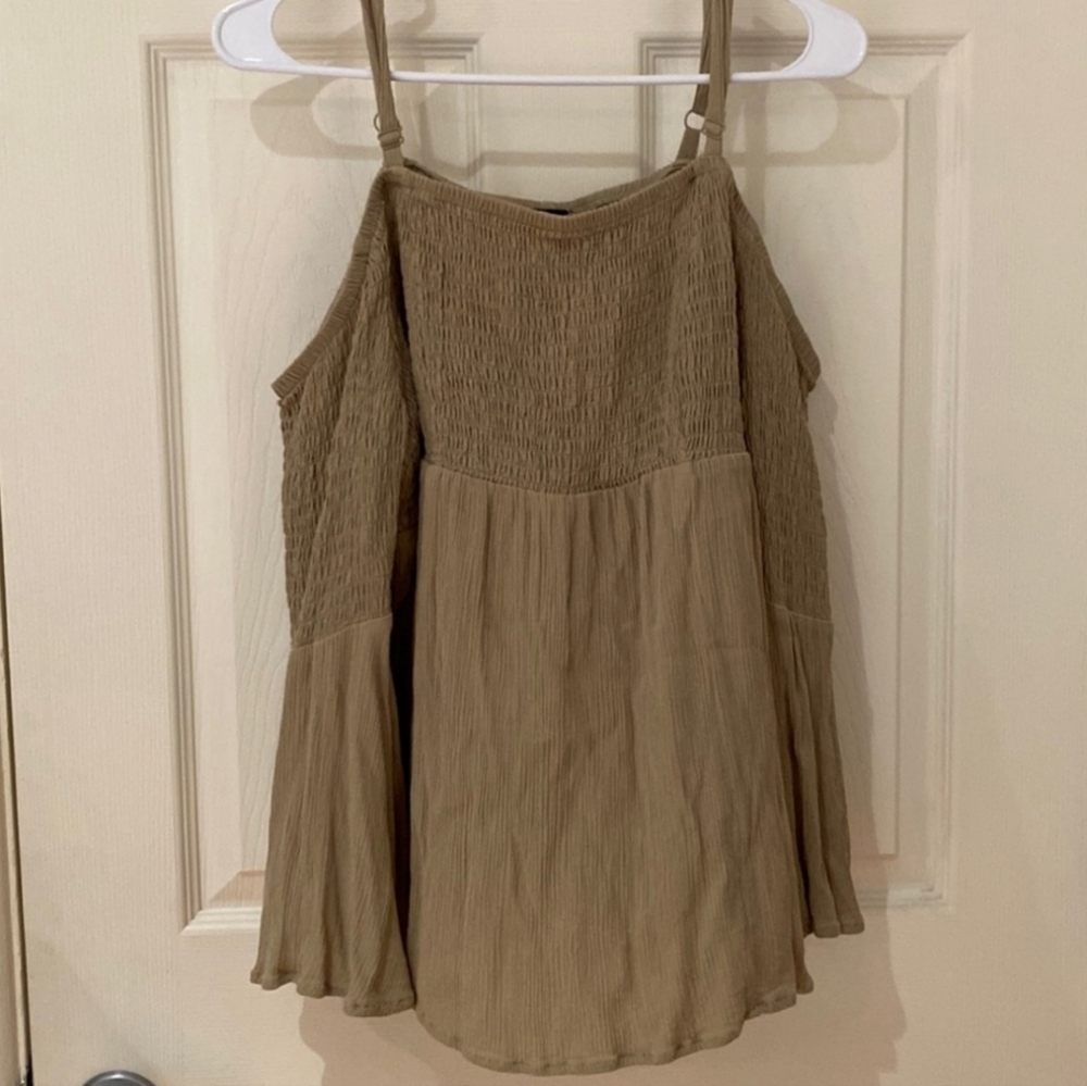 Torrid cold shoulder top